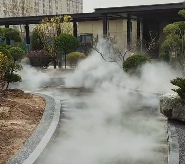 甘肅平?jīng)?世紀(jì)觀瀾灣小區(qū)噴霧造景